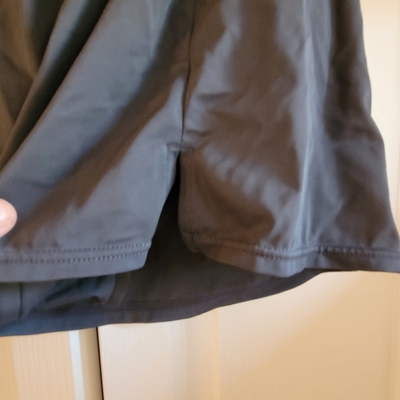 FREE WITH ANY PURCHASE OVER $30 Athletic skort - Picture 2 of 3